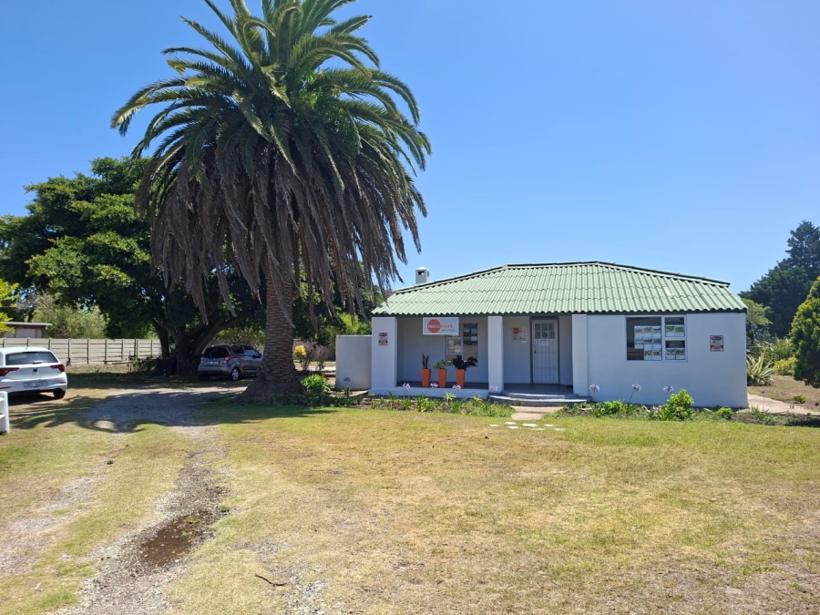 4 Bedroom Property for Sale in Riverside Western Cape
